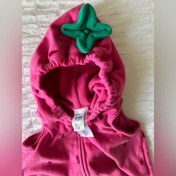 Carters Strawberry Costume Size 6-9M BNWT - Picture 4 of 7